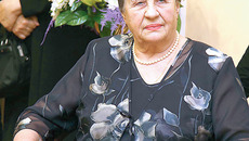 Екатерина Буланкина и ее вышивки. Фото Аркадия УВАРОВА