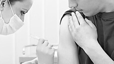 Вакцинация — лучшая защита от гриппа и его осложнений. Фото с сайта www.likar.info