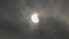 Фото затмения в Новосибирске предоставлено пресс-службой Сибирского государственного университета геосистем и технологий
