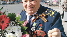 Герой Советского Союза Николай Петрович Леончиков