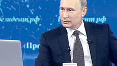 По мнению Владимира Путина, прямой эфир является самым мощным социологическим опросом, дает возможность реально посмотреть, чем люди озабочены, и донести до граждан позицию руководства страны и Президента по ключевым проблемам. Фото с сайта novostimira.net