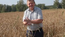 Министр Николай Пронькин возглавляет новосибирскую делегацию. Фото Михаила Пермина