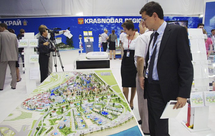 На сочинском форуме стало ясно, что власти региона выбрали правильный курс на реиндустриализацию экономики области. Фото с сайта www.krasnodar-region.com