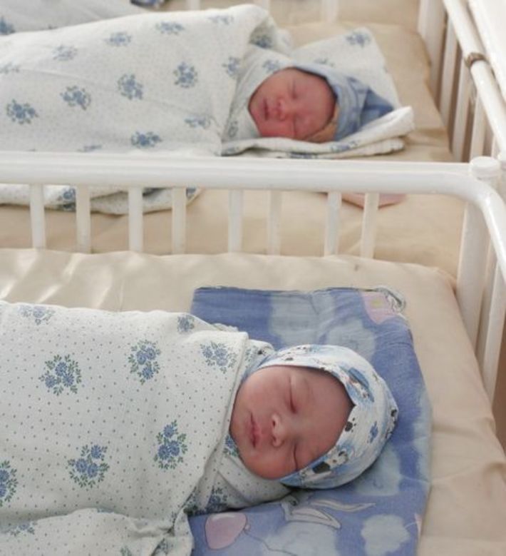 Психологи советуют родителям соблюдать осторожность при выборе имен своим детям. Фото Аркадия Уварова