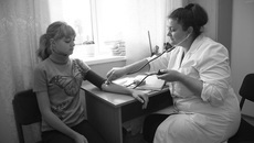 Каждый рубль из региональной казны будут расходовать, исходя из степени нуждаемости получателя господдержки. Фото Михаила ПЕРМИНА