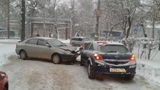 Фото ДТП на улице 25 лет Октября предоставлено ГИБДД Новосибирска