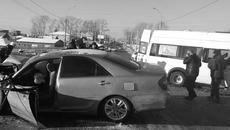 Фото с места ДТП предоставлены ГИБДД Новосибирска