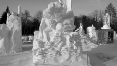 Снежная композиция "Человек-амфибия". Фоторепортаж Михаила ПЕРМИНА