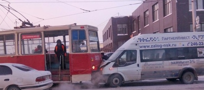 Фото с сайта службы эвакуации "АСТ-54"