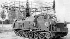 Радиолокационная станция 1С12 состояла из 6 систем и 178 блоков. 13651 наименование деталей изготавливали в Новосибирске. Фото с сайта ser-sarajkin.narod2.ru