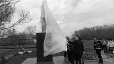 Фото с сайта kprfnsk.ru и из архива "Советской Сибири"