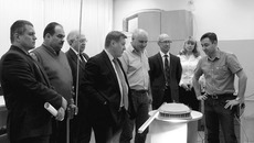 Мэр Новосибирска Анатолий Локоть посетил с рабочим визитом ФБУ «Новосибирский ЦСМ». Фото предоставлено ФБУ «Новосибирский ЦСМ»
