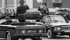 Фоторепортаж Аркадия УВАРОВА