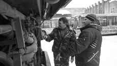 Парк автобусов — они в основном 2006–2013 годов выпуска — стареет, обновление запаздывает. Фото Михаила ПЕРМИНА (архив)