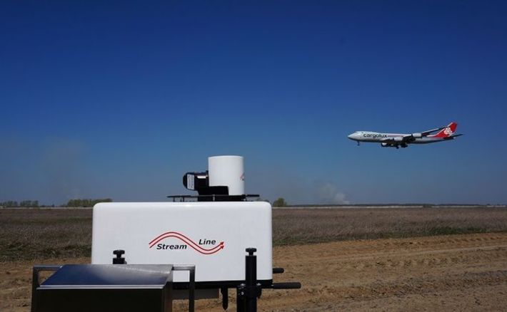 При исследованиях соблюдались все нормы авиационной безопасности. Фото с сайта tolmachevo.ru