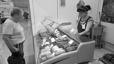 Общий товарооборот социальных ярмарок в Новосибирской области за первые шесть месяцев 2016 года превысил 436 миллионов рублей. Фото Аркадия УВАРОВА