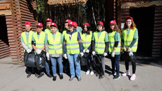 Триста мешков мусора за три дня вывезли волонтеры и добровольцы из парка отдыха «Луневка» во время субботника. Фото предоставлено администрацией Ордынского района