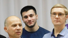 Кирилл Налимов (справа) получил повестку на отправку в научную роту