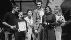 Премию за лучший спектакль «Время ожидания истекло» получил «Первый театр». Фото Виктора Дмитриева предоставлены пресс-службой премии «Парадиз»