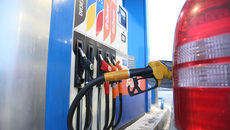 Стоимость нефти марки Brent в первый рабочий день после распада сделки ОПЕК+ рухнула почти на треть, до 31,43 доллара за баррель, свидетельствуют данные торгов 9 марта. Это стало минимумом с 2016 года, но ряд экспертов сравнивают происходящее с началом 1990-х