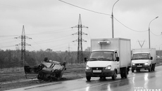 Хорошие дороги — плюс к уровню безопасности. Лихач на хорошей дороге — два жирных минуса. Фото Алексея ТАНЮШИНА