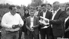 Губернатор высоко оценил работу депутатов Кировки. Фото Алексея ТАНЮШИНА