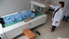 Восстановление здоровья более эффективно происходит под наблюдением медиков. Фото Алексея ТАНЮШИНА