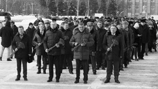 15 февраля 2021 года полномочный представитель Президента РФ в СФО Сергей Меняйло, губернатор Андрей Травников, председатель Законодательного собрания области Андрей Шимкив, мэр Новосибирска Анатолий Локоть и другие официальные лица возложили цветы к Вечному огню и к пилону с фамилиями павших в Афганистане