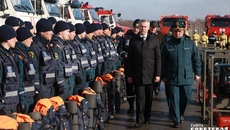 Глава региона Андрей Травников вместе с руководством ГУ МЧС России по Новосибирской области проверил готовность спасателей к приходу большой воды. Фото Алексея ТАНЮШИНА