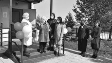 Строительство ФАПа в селе Кудрино завершилось в апреле 2021 года, а началось в июле 2020 года. Его площадь — более 87 квадратных метров, здесь есть кабинет общего приема, смотровой и процедурный кабинеты, оснащенные всем необходимым оборудованием. Модульный ФАП, открывшийся в селе Репьево, кроме того, включает двухкомнатную
благоустроенную квартиру для фельдшера./ Фото: nso.ru