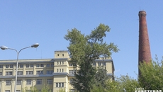 Уже ликвидированы котельные на Дачном шоссе, 18, ул. Героев Революции, 5, и две в Закаменском микрорайоне, на ул. Декоративный Питомник. В планах до 2023 года построить блочно-модульные котельные вместо подвальных по следующим адресам: ул. Выборная, 19; ул. Прокопьевская, 314; ул. Европейская, 4/1; ул. 4-й Пятилетки, 28; ул. Лаврова, 7; Старое шоссе, 140; пер. Прибрежный, 9. Также необходимо возвести газовую котельную на улице Зорге — в стремительно растущем Затулинском жилмассиве. Фото: Эльвира Новикова