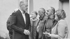 Дополнительные деньги на отсыпку улиц частного сектора в Ленинском районе пойдут именно на Балластный Карьер, заверил депутат Денис Чаховский.  Фото: Виктор Дмитриев 