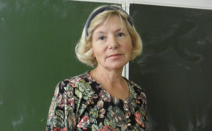Галина Геннадьевна Волченкова выросла в Новосибирске, но преподает литературу за 300 километров от областного центра. Фото: предоставлено Г. Г. Волченковой