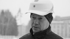 Андрей Травников: «У жителей Академгородка трепетное отношение к зеленым насаждениям, и это правильно. Необходимо применить самые надежные технологии для сохранения деревьев, вплоть до защиты их стволов специальными кожухами». Фото: nso.ru