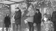 В открытии Кулундинской ярмарки принял участие министр промышленности, торговли и развития предпринимательства Новосибирской области Андрей Гончаров. Фото: krasnozerskoe.nso.ru