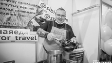 Известный новосибирский шеф-повар Юлия Литвиненко угощает пельменями «Федосихинские» производства компании «Русский двор» Коченевского района. Фото: Андрей Заржецкий