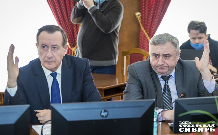 Депутаты выдвинули на рассмотрение сессии во втором чтении вопрос об исключении санатория «Тогучинский» из перечня объектов, не подлежащих приватизации, — на базе здравницы создадут филиал психоневрологического интерната. Фото: Андрей Заржецкий