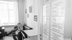 В санатории «Южный» пожилым людям обеспечивают круглосуточный профессиональный уход. А еще для них здесь организуют праздники. Фото: Андрей Заржецкий