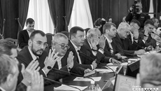 О проблемах строительной отрасли минстрой региона успел сообщить Федерации. Совместная работа с депутатами позволит повысить результативность предпринимаемых мер. Фото: Андрей Заржецкий