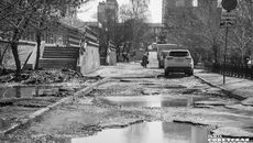 У проверяющих содержание дорог, в том числе гарантийных объектов, особенно много вопросов к областному центру. Фото: Андрей Заржецкий