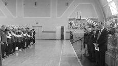 Ветераны нескольких районов ежегодно принимают участие в соревнованиях за кубок «Дружба», проходящих по инициативе ветеранов Чисто-озёрного района. Фото: предоставлено Александром Кийко