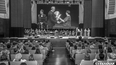 Социальные работники Новосибирской области отметили свой профессиональный праздник. Фото: Андрей Заржецкий