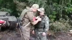 Награждение Виктора Филатова. Скриншот из видео в соцсети VK
