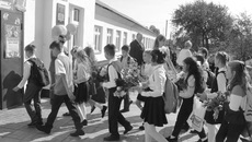 Количество детей стремительно растет: в этом году — 5727 школьников, что на 87 больше, чем в прошлом году. Фото предоставлены администрацией Кочёневского района
