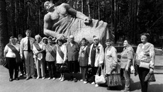 Радуют членов организации и личные встречи на мероприятиях, проводимых советом ветеранов в Доме офицеров в Декаду пожилых людей, в честь Дня Победы и Дня белых журавлей (22 октября). Фото: НООВО «Дети войны»