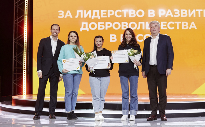 В Новосибирской области сформировано мощное добровольческое движение. В 2022 году волонтерский корпус региона вошел в число сильнейших по стране.  Фото: vk.com/vk_nso