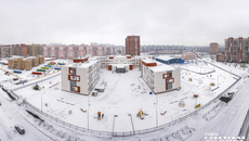 Относительно недавно в Новосибирске, на Родниках, открылась новая средняя общеобразовательная школа № 219. Построена она тоже по нацпроекту, на возведение и оснащение объекта потратили около миллиарда рублей. Фото: Андрей Заржецкий