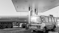 Новосибирская область снова начнет вести учет автомобилей, которые удалось перевести на природный газ. Чем активнее граждане будут демонстрировать интерес к экологичному топливу, тем меньше сомнений останется в правильности выбранного курса. А не ожидается ли в этой связи рост цен на установку газобаллонного оборудования в автосервисах Новосибирска? Для иномарок это удовольствие и сейчас недешевое. Об этом мы поговорим с экспертами в последующих номерах «Советской Сибири». Фото: Андрей Заржецкий