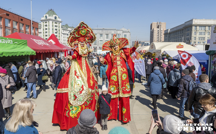 Во время открытия ярмарки состоялась музыкальная программа. Фото: Андрей Заржецкий