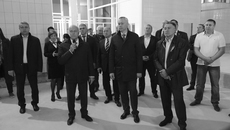 Андрей Травников посетил готовящийся к открытию молокозавод, на котором планируется перерабатывать десятки тонн молока в сутки. Фото: nso.ru